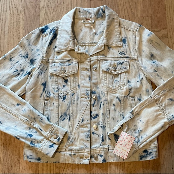 NWT Free People rumors denim jacket in jones tie dye blue. - Picture 1 of 3